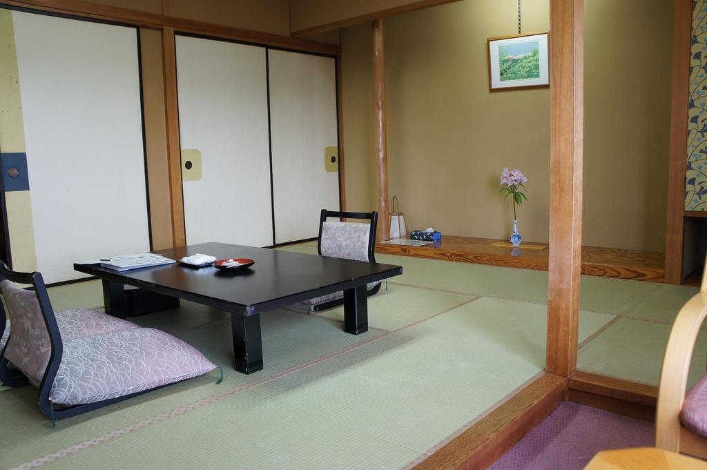 Minoya Hotel Yahiko Bilik gambar